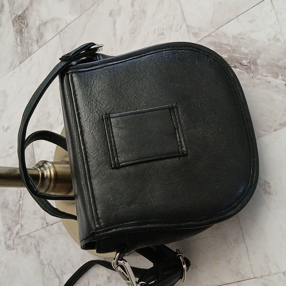 Mini crossbody purse. Black Leather from Lueent Canada - Picture 4 of 8